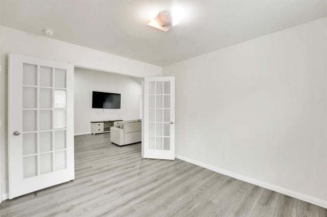 170 Kennedy Drive, Venus, TX 76084