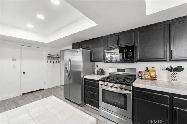 9228 Ventana Lane, North Hills, CA 91343