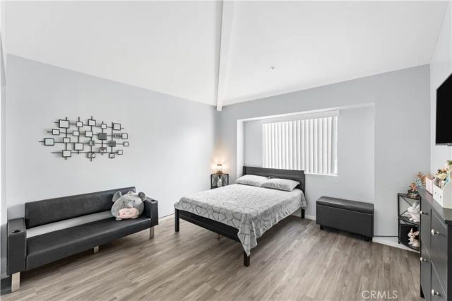 9228 Ventana Lane, North Hills, CA 91343