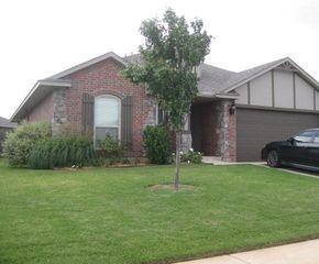 4236 Red Apple Terrace, Moore, OK 73160