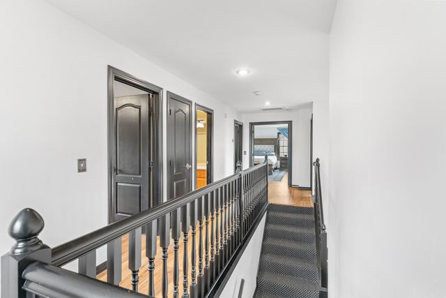 903 East Gaslight Drive, Springfield, MO 65810