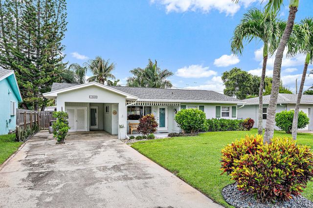1869 Circle Drive, North Palm Beach, FL 33408