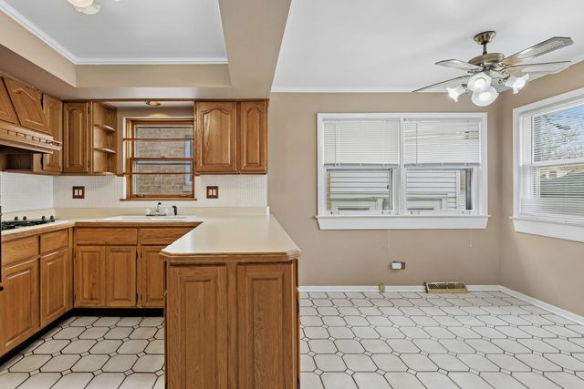 5906 Capulina Avenue, Morton Grove, IL 60053