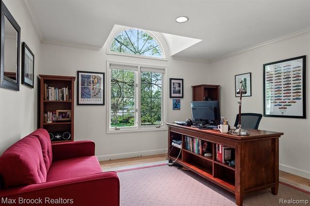 6280 Dakota Circle, Bloomfield Hills, MI 48301