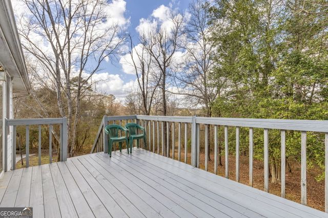 2203 Clarendon Court NE, Conyers, GA 30012