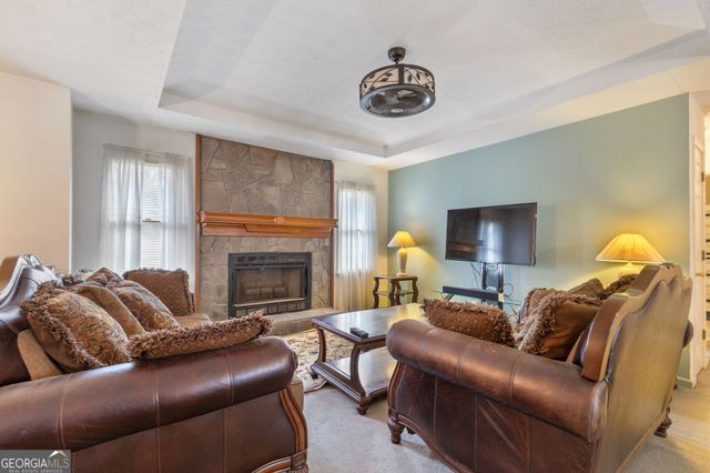 2203 Clarendon Court NE, Conyers, GA 30012
