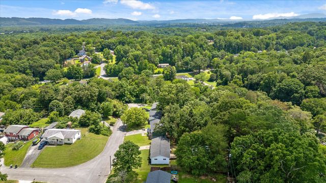 6557 Esquire Lane, Hixson, TN 37343