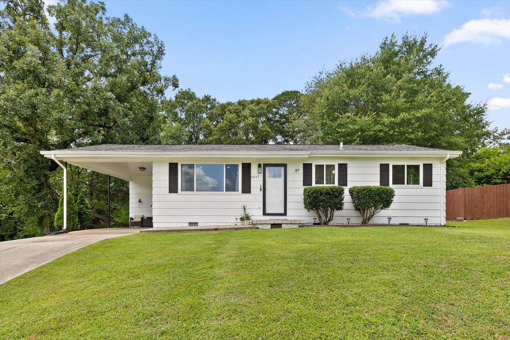 6557 Esquire Lane, Hixson, TN 37343