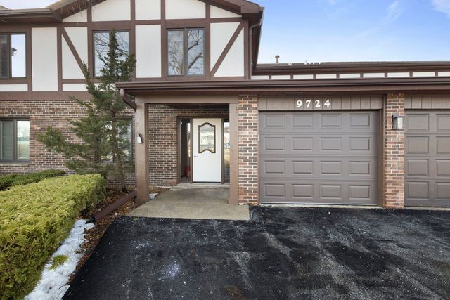 9724 W Creek Road E2, Palos Park, IL 60464