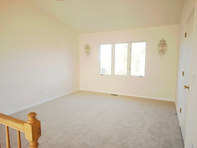 3820 Kiess Drive, Glenview, IL 60025