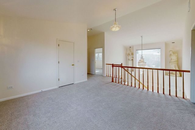 3820 Kiess Drive, Glenview, IL 60025