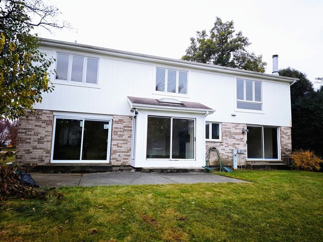 3820 Kiess Drive, Glenview, IL 60025