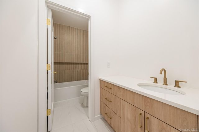 15 Northbrook Road 201, Spring Valley, NY 10977