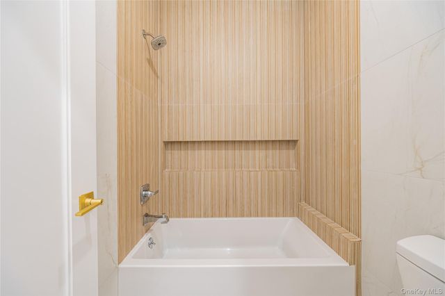 15 Northbrook Road 201, Spring Valley, NY 10977