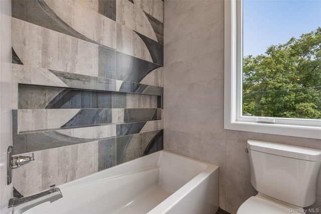 15 Northbrook Road 201, Spring Valley, NY 10977