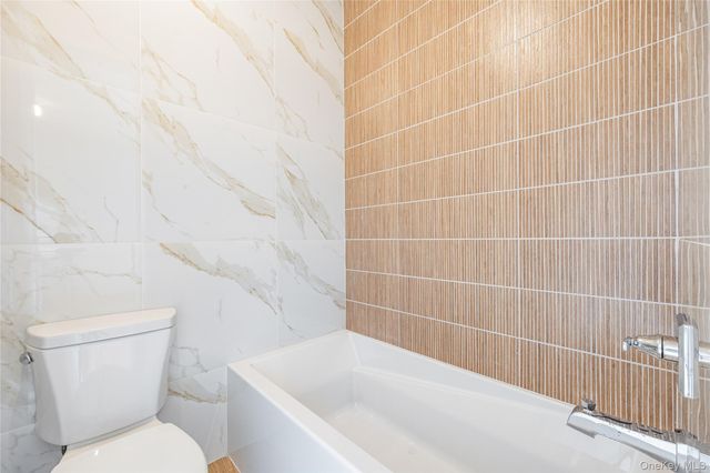 15 Northbrook Road 201, Spring Valley, NY 10977