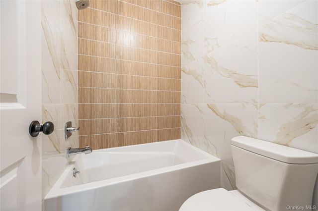 15 Northbrook Road 201, Spring Valley, NY 10977