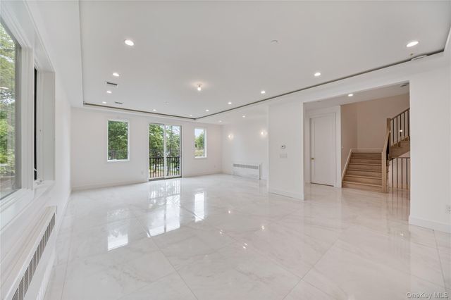 15 Northbrook Road 201, Spring Valley, NY 10977