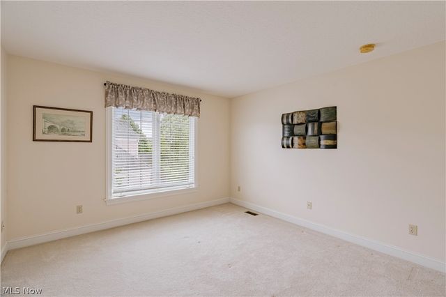 4013 Meadowvale Court, Akron, OH 44333