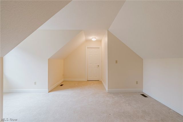 4013 Meadowvale Court, Akron, OH 44333