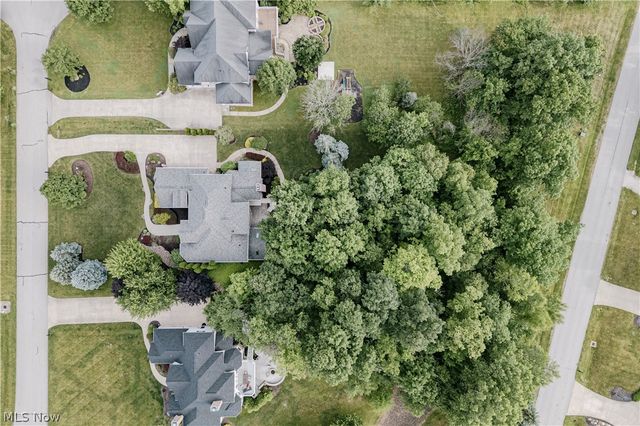 4013 Meadowvale Court, Akron, OH 44333