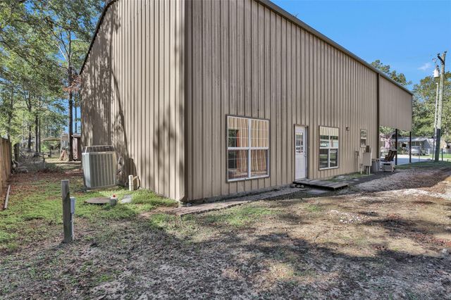 161 Cayman Street, Point Blank, TX 77364