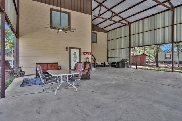 161 Cayman Street, Point Blank, TX 77364