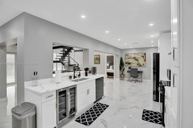 63 SE 5th Avenue, Deerfield Beach, FL 33441