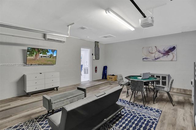 63 SE 5th Avenue, Deerfield Beach, FL 33441