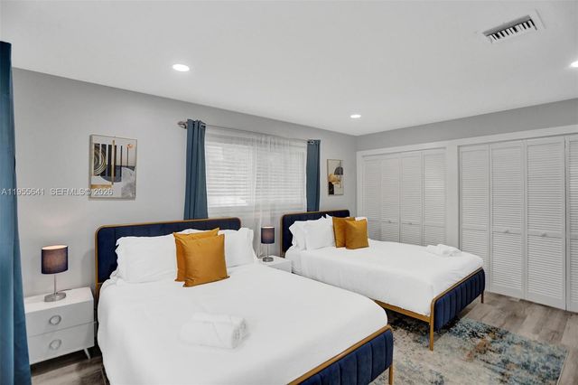 63 SE 5th Avenue, Deerfield Beach, FL 33441
