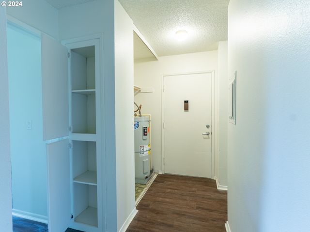 2700 Se 138TH Ave 4, Portland, OR 97236