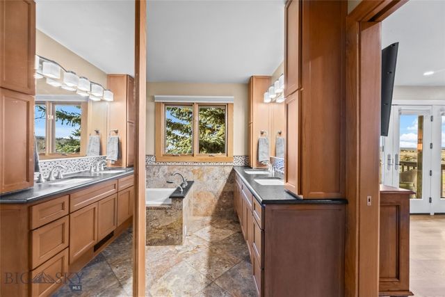 2215 Arrowleaf Hills Drive, Bozeman, MT 59715