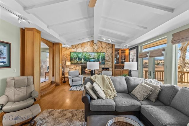 2215 Arrowleaf Hills Drive, Bozeman, MT 59715