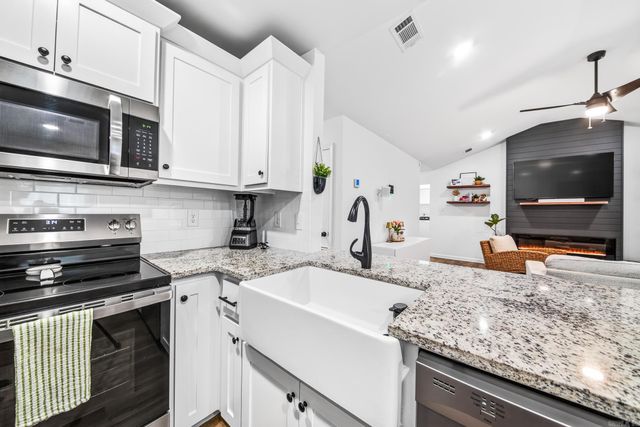 11 Edward Drive, Ward, AR 72176