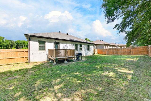 11 Edward Drive, Ward, AR 72176
