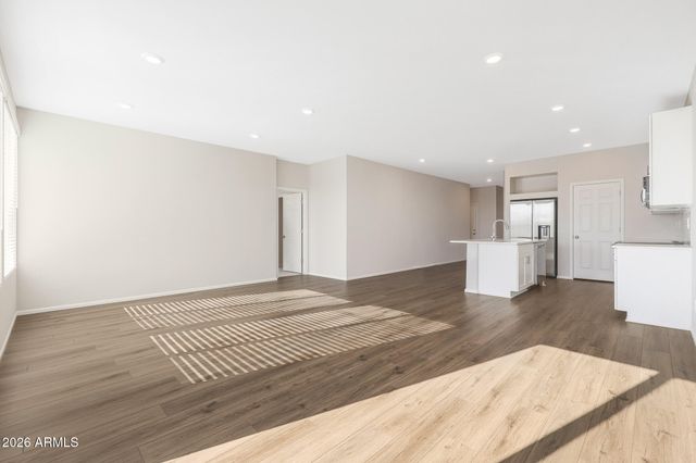 17945 W SAND HILLS Drive, Surprise, AZ 85387