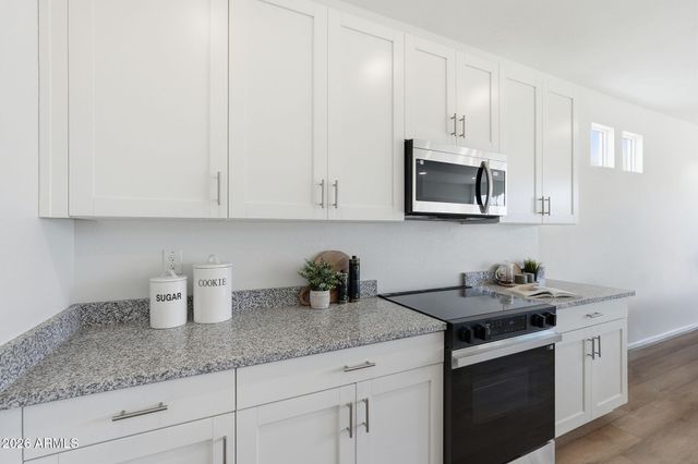 17945 W SAND HILLS Drive, Surprise, AZ 85387