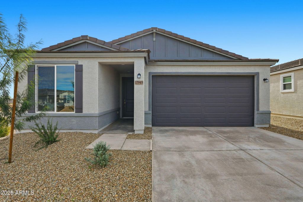 17945 W SAND HILLS Drive, Surprise, AZ 85387