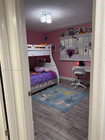 900 NE 12th Ave 302, Hallandale Beach, FL 33009