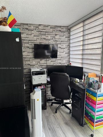 900 NE 12th Ave 302, Hallandale Beach, FL 33009