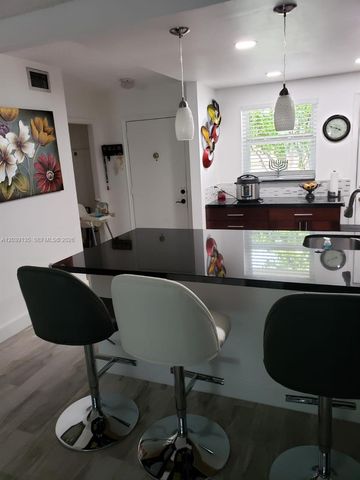 900 NE 12th Ave 302, Hallandale Beach, FL 33009