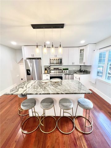 1375 Louisquisset Pike, North Providence, RI 02904