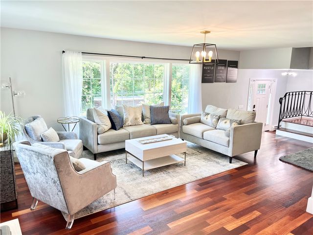 1375 Louisquisset Pike, North Providence, RI 02904