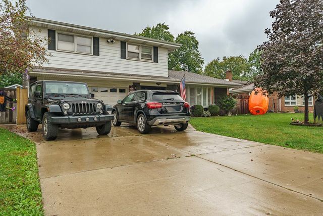 3N458 Patricia Lane, Elmhurst, IL 60126