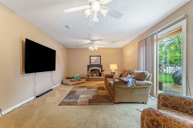 3N458 Patricia Lane, Elmhurst, IL 60126