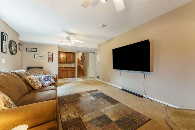 3N458 Patricia Lane, Elmhurst, IL 60126