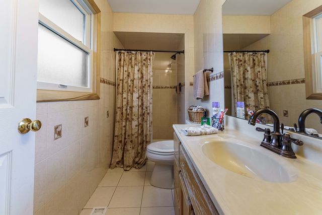 3N458 Patricia Lane, Elmhurst, IL 60126
