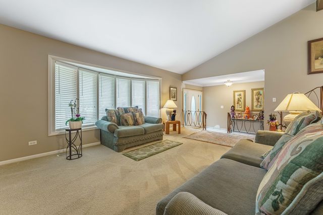 3N458 Patricia Lane, Elmhurst, IL 60126