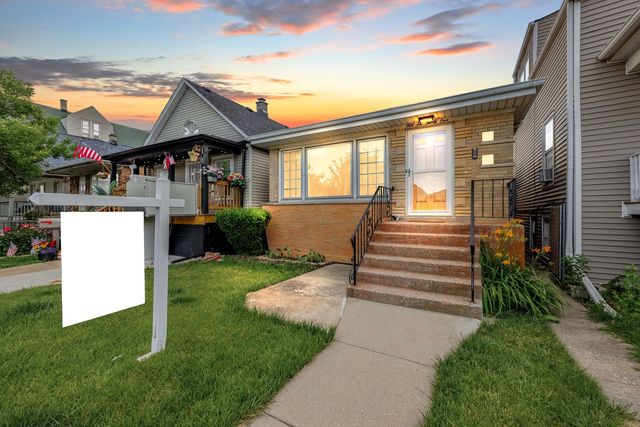 5631 W 64th Place, Chicago, IL 60638