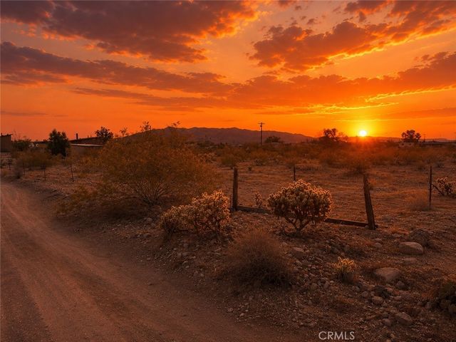 74377 Sunrise, 29 Palms, CA 92277